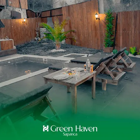 Green Haven Chalet *