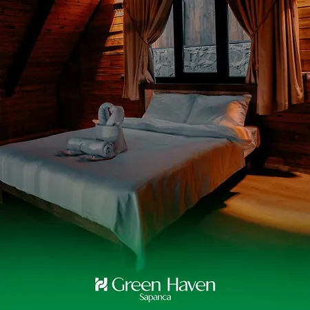 Chalet Green Haven